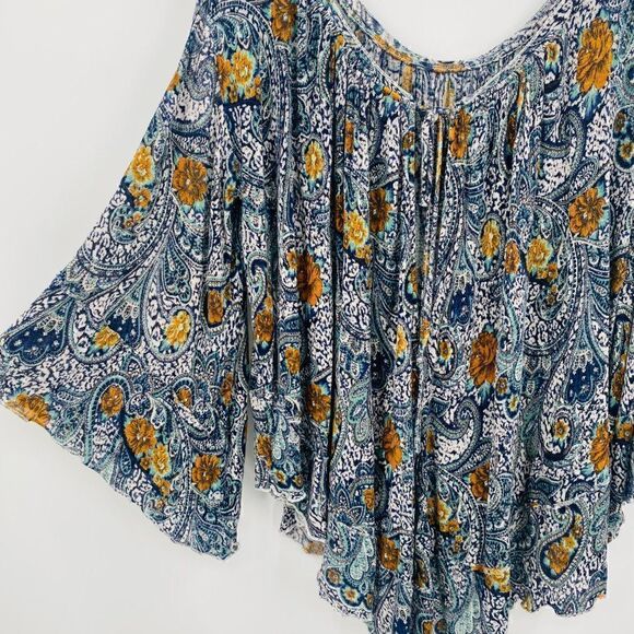 Free People Size XS Blue Paisley Print Hummingbird Chloe Cold Shoulder Top - Picture 11 of 13